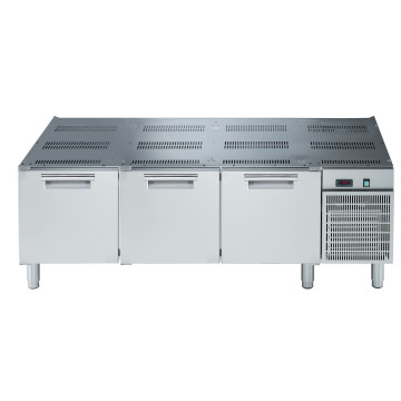 GRILL-KJØLEBENK MED 3 DØRER, 1600MM - R290